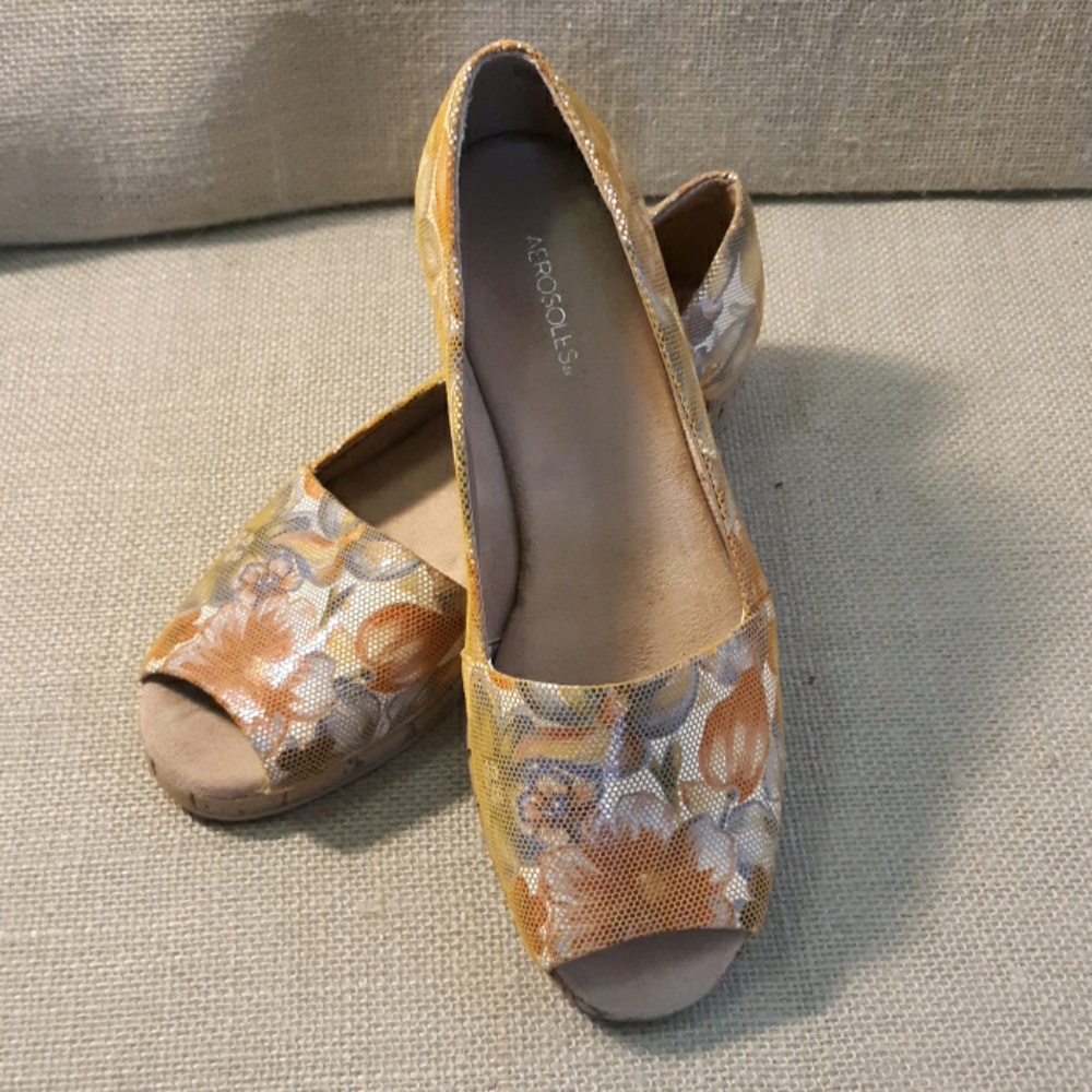 Women's Aerosole